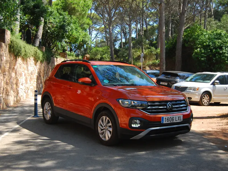 Volkswagen T-CROSS LIFE 1.0 TSI 110CV 2022