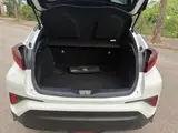 Toyota CHR 1.8 125H Advance 2021 — 8/10